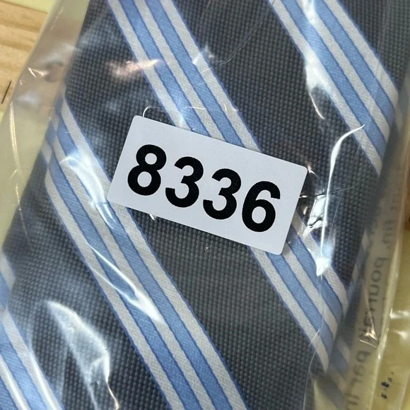 Brooks Brothers Stain Resistant Black and Light Blue Striped Tie Professional - Picture 9 of 9